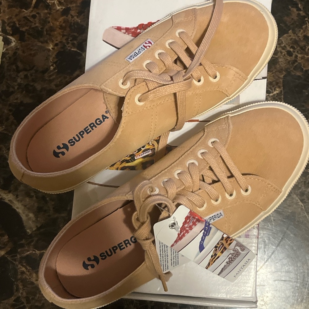 Superga Tan Sneakers (Men (8.5) Women 10) - Picture 1 of 5